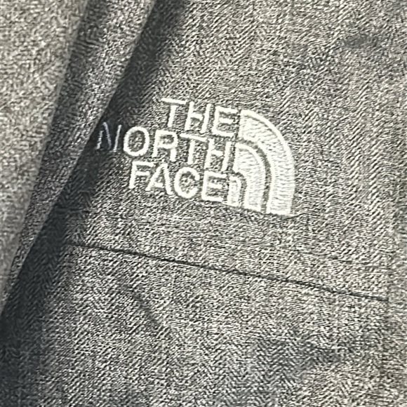 The North Face Kids Grey Jacket - Picture 3 of 11